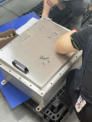 壁掛け防爆ジャンクションボックスで電気機器を簡単に保護