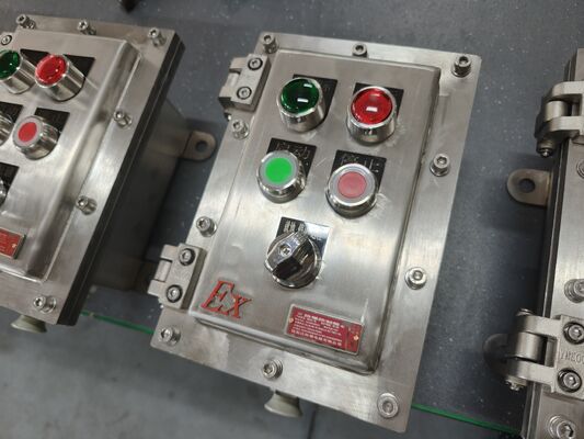 スタッドレスタイヤ パーソナライズド 防爆 耐腐 制御 パネル M20 アテックス 認定