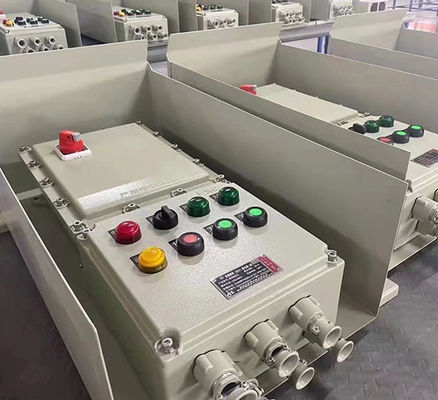 ATEX Anti UV 225A 爆発防止制御パネル 完全に密封された WF2 砂漠の油田採掘場