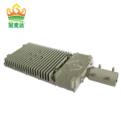 高効率 130lm/w IP66 と WF2 保護レベル 防水 路灯を設置した洪水照明