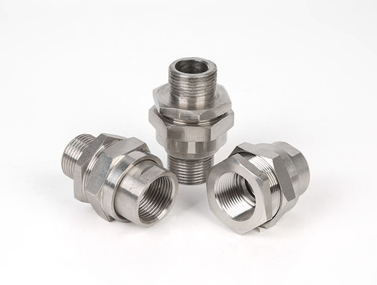 防爆ケーブル腺 危険な場所 6-12mm クランプレンジ 8mm スレッド 製薬産業用