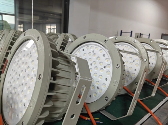 垂直鋳造 アルミ LED ベイライト ブラケットマウント 50000hrs 寿命