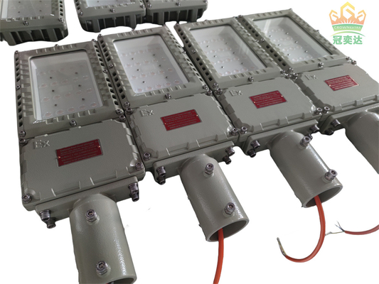140lm/w パワー LED 安全照明装置 ガスオイル 石油化学 工場 鉱山