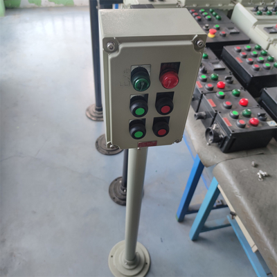 石油化学制御箱 パネル ATEX CNEX IP66 WF2 保護 AC110/220/380/460V