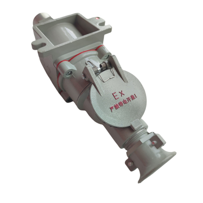 4本のワイヤー ATEX Ex 防電ソケット 信頼性と安全性の高い電源供給