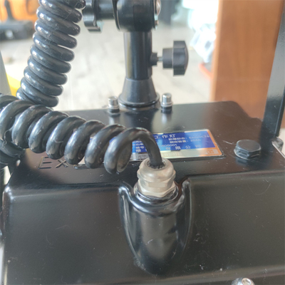 ATEX 認定 防爆装置 IP65 10X3W 調整可能