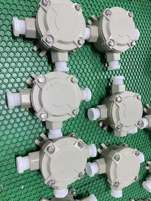 ATEX防爆Sta/アルミニウム防水多インターフェースジャンクションボックス、安全増 IP66