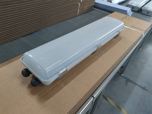 2*18w/2*36w 防爆?? 光灯 IP66 WF2 保護レベル 高CRI Ra≥70