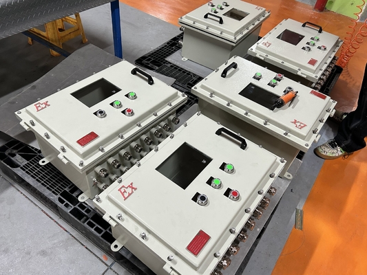 ATEX/IECEx認証の 防爆配送パネル 220V/380V パンプスタート IP65