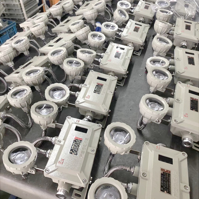 汎用性 固有の安全性 LED フローライト 50-300Watt CREE ランプ