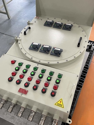 ATEX IECEx 防爆型配電盤 – 壁掛け型 危険場所用電気配電システム