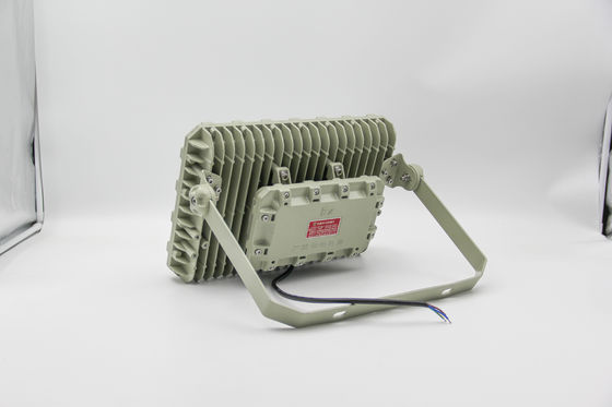 耐火LED洪水照明 省エネ,化学施設とオフショアプラットフォームのIP66評価