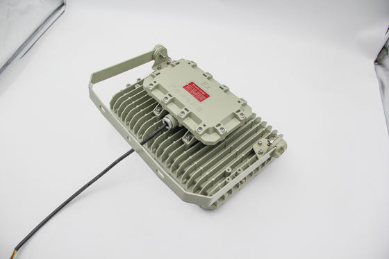 耐火LED洪水照明 省エネ,化学施設とオフショアプラットフォームのIP66評価