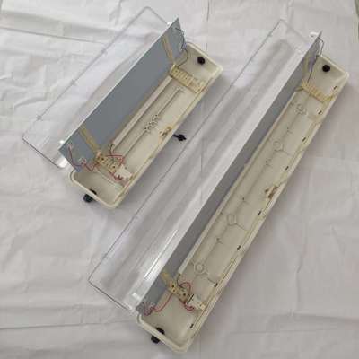 危険な地域 石油・ガス 化学工場 鉱山 海洋施設 防爆 線形LEDライト 産業用品 IP66 照明 効率的な設計 耐久性0.6/1.2m ATEX/IECEx/CNEX