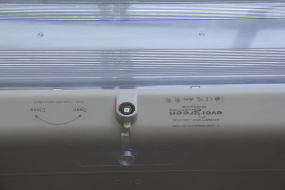 ATEX/IECEx/CNEX 認証された危険区域用LED灯具,IP66級,5年間の保証,カスタマイズ可能なワット容量とサイズ