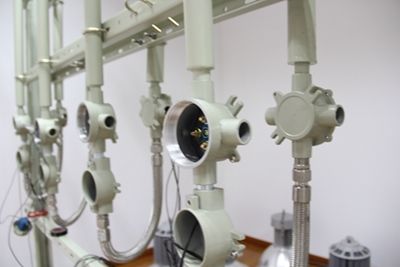 IP66 鋳型アルミニウム 防水 220V/380VAC 1-5Way 倉庫産業の危険地域のための爆発防止の交差点ボックス