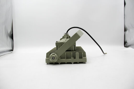 ATEX アルミニウム合金シェル Zone1,2 高出力 200W 240W LED 投光器 防爆 IP66 定格 6000-6500K OEM ODM