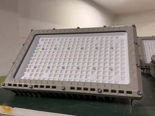 プロフェッショナル防爆型投光器 屋外用 安全照明 ゾーン1 ゾーン2用