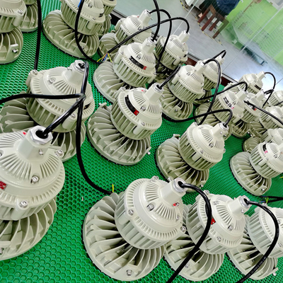 屋外IP66LED高海湾爆発防止ライト 危険な作業場用 炭鉱 天然ガス 石油 省エネ 耐久性
